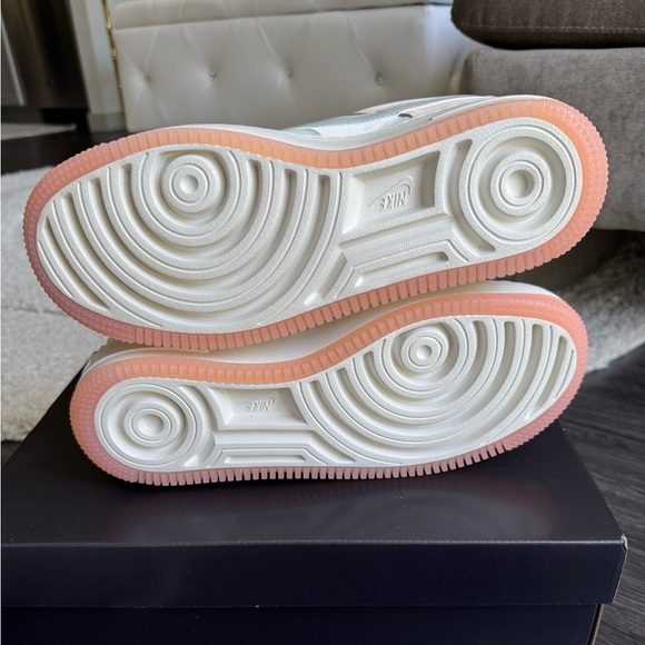 New Nike Air Force 1 Shadow Size 9 Coconut Milk Light Silver Sail Crimson Tint - Picture 10 of 15